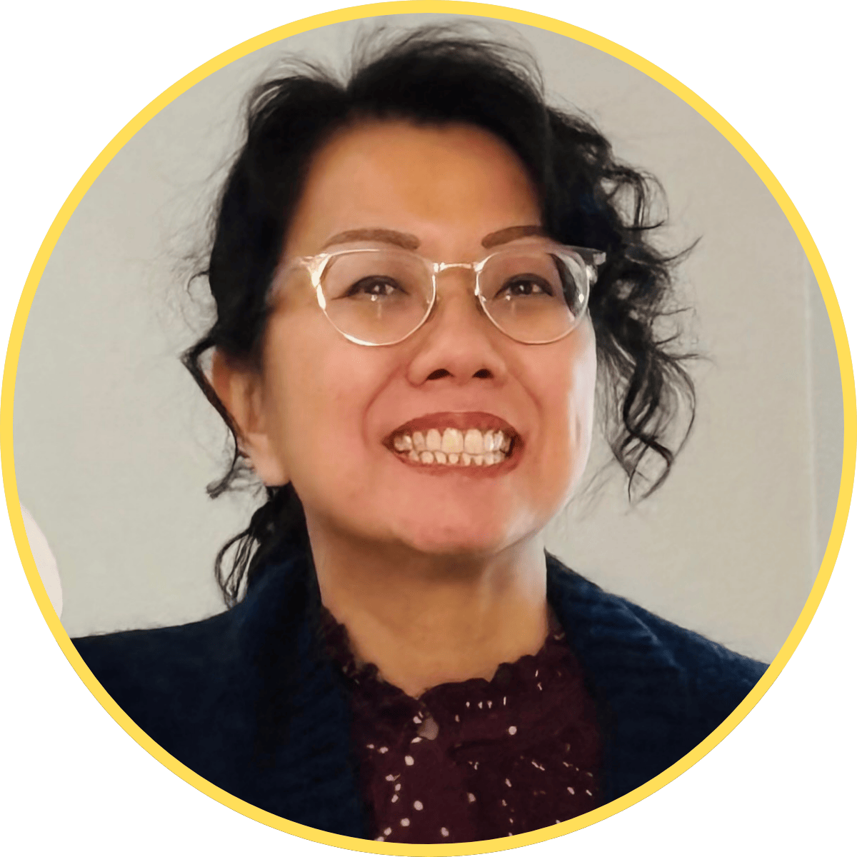 Hue Tran, Employee of the Year Recipient